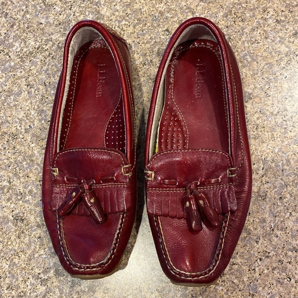 🔥Flash Sale🔥 L.L. Bean Leather Mocs Moccasins 6 Tassel - Picture 3 of 17